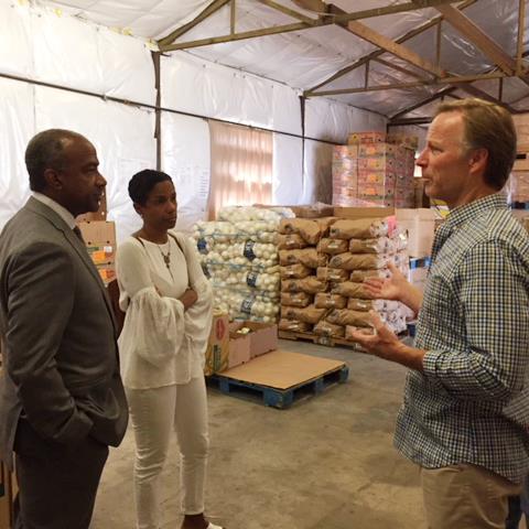 Chancellor May and LeShelle May tour the Yolo Food Bank