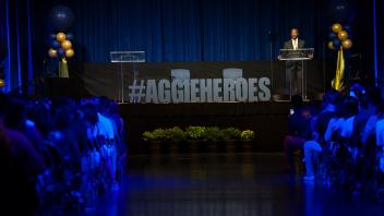 The new Fall Welcome theme was Aggie Heroes, focused on how we can do good on campus. In additional to performances and social media interactions,  the program also included short presentations — by faculty and student pairs — on the topics of food availability, diversity-equity and mental health.