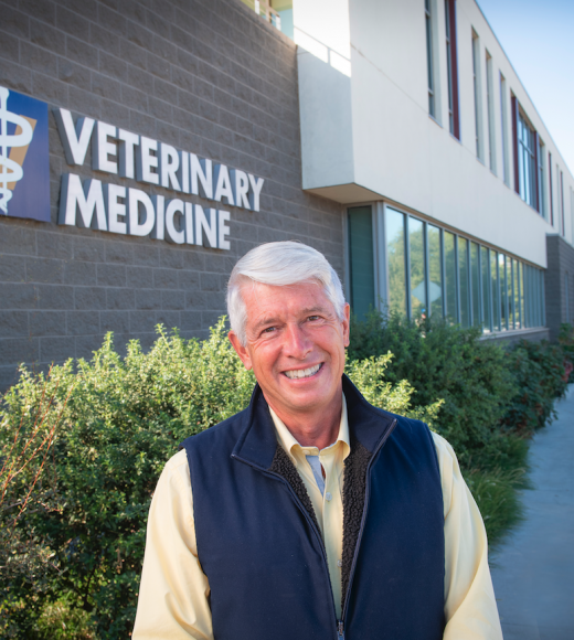 Dean Stetter in front of Veterinary Medicine sign